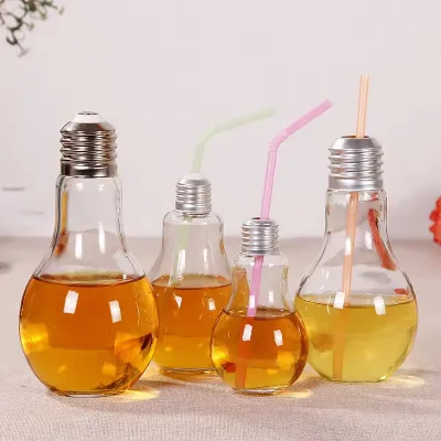 SNW Multi Size Light Bulb Shaped Glass Bottle Novelty Drinking Glasses Creative Bulb Lamp Fruit Juice Beer Cocktail Bottle