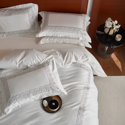WEISDIN Embroidery Geometric Pattern Quilt Cover Breathable Pillowcase Simple King 4pcs Cotton Duvet Cover Set