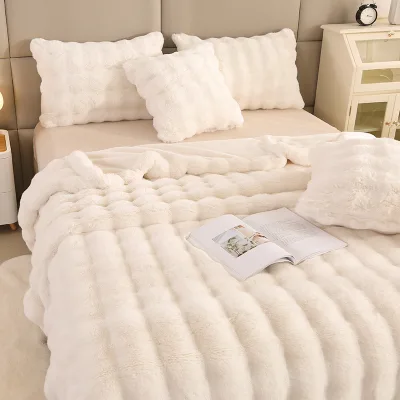 Tuscan Print Faux Fur Blanket Thickened Double-Layer Rabbit Hair Warm Sofa Nap Cover for Winter Home Use
