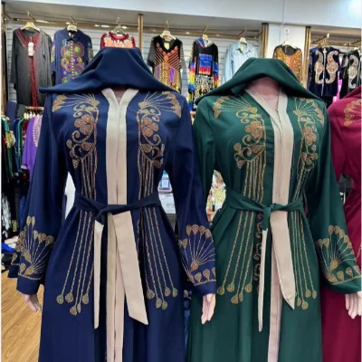 OEM/ODM Soft Fabric Zip Closure Heavy Duty Premium Quality Embroidery Pattern Rhinestone Cuff Muslim Women Modest Kaftan Dress