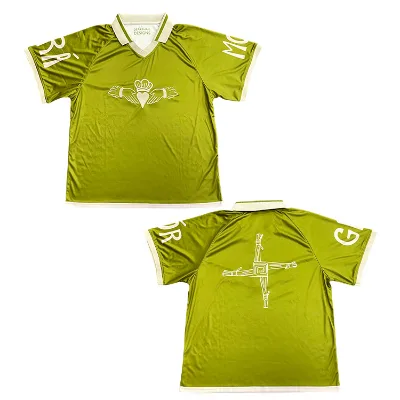 OEM Custom Retro Street Soccer Jersey Printed Pattern Embroidery Logos Breathable Polyester Standard Fit Sports Football T-Shirt