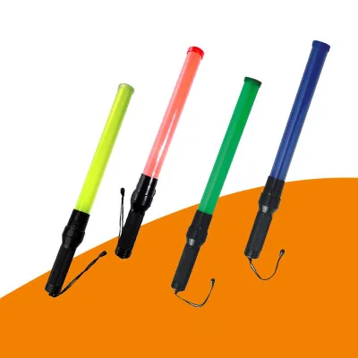 Portable LED Emergency Warning Stick Signal Wand Traffic Safety Baton for Parking Management Outdoor Use LED Traffic Baton