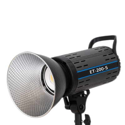 Upgrade Your Photography Kit With These Powerful and Versatile Portable Studio Lights