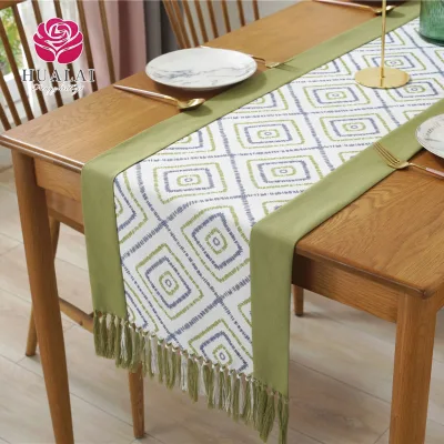 HT-TC-Z032-13inch*108inch Elegance walks down the table choose our premium table runners