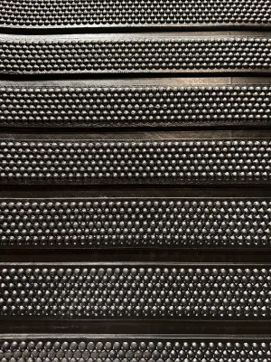 High-Traction Cobble Groove Rubber Stall Mat Livestock Anti-Fatigue Matting