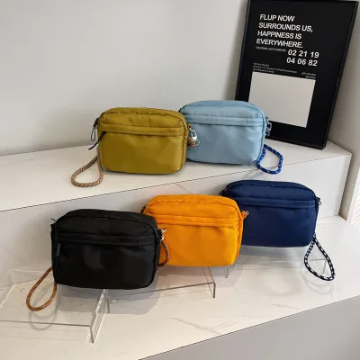 Cross-border Nylon Shoulder Bag 2026 New Style Casual Versatile Phone Bag Simple Lightweight Travel Crossbody Zipper Single