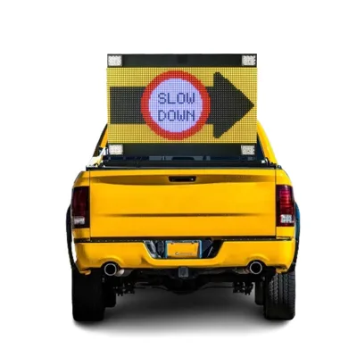 Truck Folding Mounted Folding LED Traffic Safe Road Sign Variable Message Sign Board IP54 Waterproof 1000m Visibility