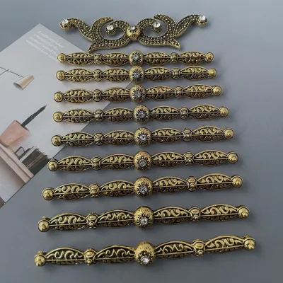 Elegant Royal Style Zinc Alloy Crystal Brooch Ladies Wedding and Party Dress Fashion Wedding Brooches