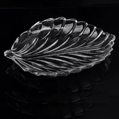 New Designs DecorativeGlass Cake Plate Glass Leaf Shape Fruit Dessert Plate for Wedding Party