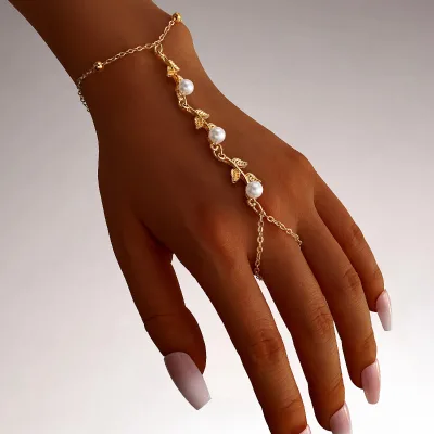 Trendy Gold Tone Vine Pearl Hand Chain Bracelet for Women Boho Leaf Bracelet for Women Jewelry