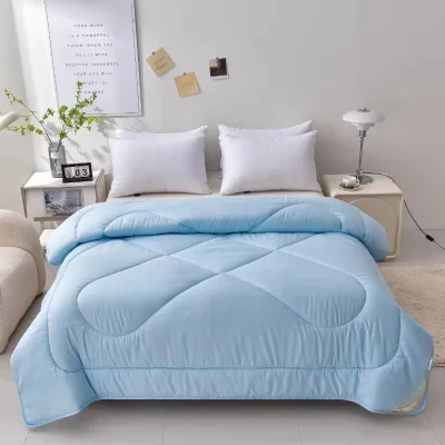Factory Wholesale Winter Duvet Insert Polyester Quilt Four Seasons Cooling Anti-Bacteria Plant Dot Character Gift