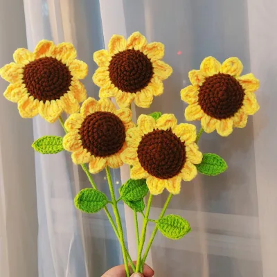 Handmade Knitted Daisy Flowers for Decoration Home Table Wedding Graduation Season Gift Crochet Sunflower Gifts