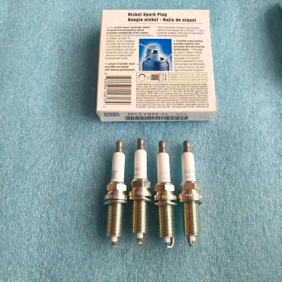 Low Price Engine Parts Car Spark Plug SPLZFR5C11 for 5.7 Displacement RAM 1500 Grand Cherokee Challenger 300C
