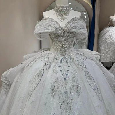 2025 Charming Shiny Sweetheart Neck Lace up Ball Shine Wedding Dress Princess Beading Off the Shoulder Tiered Bridal Dress