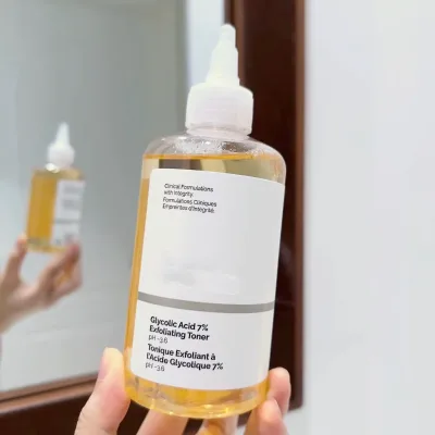 Ordinary Glycolic Acid 7% Toning Solutiong and Glycolic Acid 7% Exfoliating Toner Skin Products