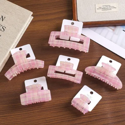 MUJU D402 10cm Pink Plaid Print Arched PVC Hair Claw Clips 40g Custom Logo Barcoded Card Daily Use Retail Ready Small MOQ