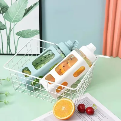 High Quality 700ml / 900ml Plastic Water Bottle with Straw Lid Portable square Flask Outdoor Camping Cup