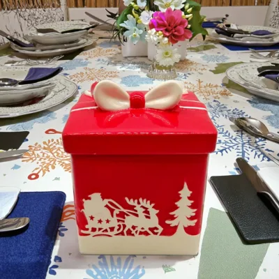 Custom logo Ceramic square Shape Christmas Cookie Candy Jar with Bowknot Lid Red