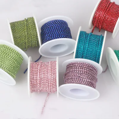 Wholesale Electrophoretic Colorful Rhinestone Cup Chain Rhinestone Chain 2mm-3mm Close Claw Chain