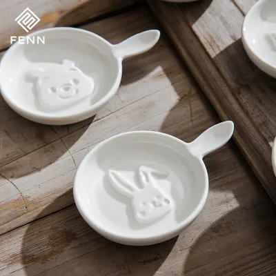 Creative Embossed Cartoon Ceramic Sauce Dish Customizable Cute Sushi Ceramic Dish Plate with Handle for Hotel