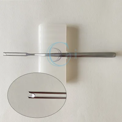 Nasal swivel knife ENT instruments
