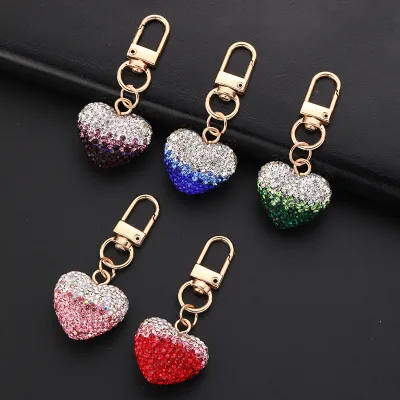 Diamond for Love Keychain Small Fashion Rubber Pendant with Peach Heart Water Crystal Bag Accessories Small Gifts
