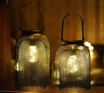 Wholesale Garden Solar Light Metal Hanging Lantern Outdoor Decoration Soft Warm White LED ST64 Bulb Light