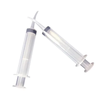RTS Hot Selling 12cc Curved Tip Disposable Dental Irrigation Utility Syringe 50pcs Per Bag