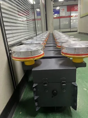 Solar Powered FAA L810 Aircraft Warning Lamp ICAO LED Obstruction Light Dual Beacon