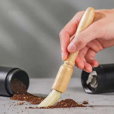 New Design Espresso Coffee Grinder Cleaning Brush Wooden Horse Brushes Wooden Handle Cleaning Brush for Home Office