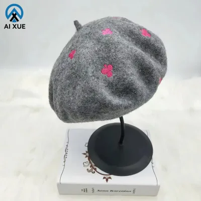 2025 Factory Wholesale High Quality French Beret Warm Boina Custom Embroidered Winter Wool Knitted Beret Shamrock Daily Party