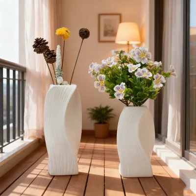 Reputable Suppliers Home Hotel Restaurant Tabletop Decorative Irregular Shape Matte Handmade Custom Logo Ceramic Porcelain Vase