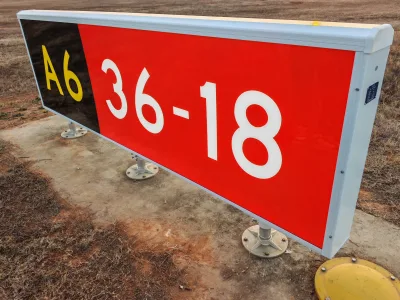 LED Illuminated Airfield Sign with Customized Characters for Airport Ground Navigation System