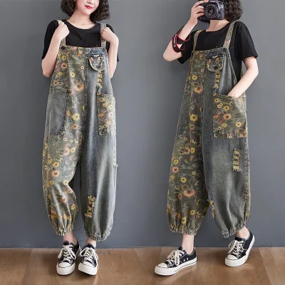 Autumn 2022 Women's Retro Printed Denim Braces Casual Breathable Loose Wide Leg Jumpsuit New Large Slimming Wholesale P5464