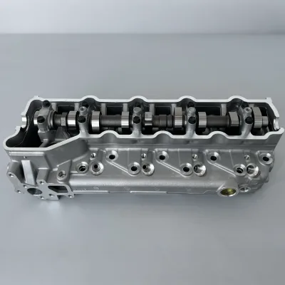 Cylinder Head for Japan Mitsubishi Cars OEM ME202620 ME202621 New Condition Cast Iron Material Models 4M41 4M40 4M4T