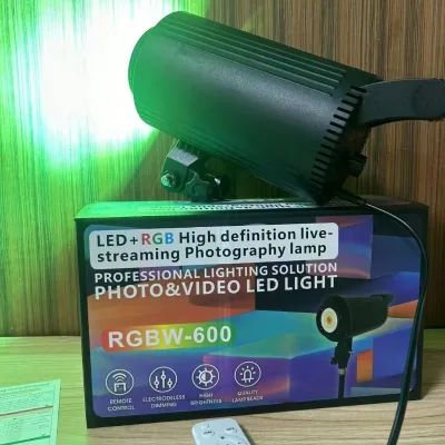 RGBW-600 HD Live Photography & Video Light for Mobile Phone with Remote Control High Brightness & Electrodless Dimming