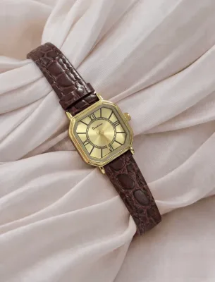 Vintage Gold Plated Leather Strap Ladies Watch Light Luxury Premium Texture Business Wristwatch for Women