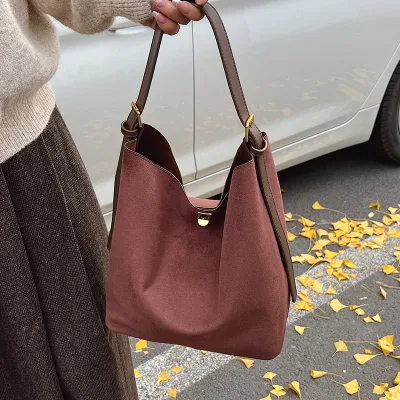 Leisure Large Capacity Suede Bag for Women 2025 New Fall/winter All-in-one Crossbody Bucket