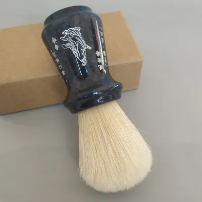 Premium Shaving Brush with Personalized Branding and Soft Knot for Gentle and Rich Foam Application