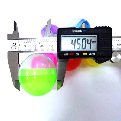 ZQX02 Wholesale Candy Gift Capsule Toys Twist Eggshell for Egg Vending Machine