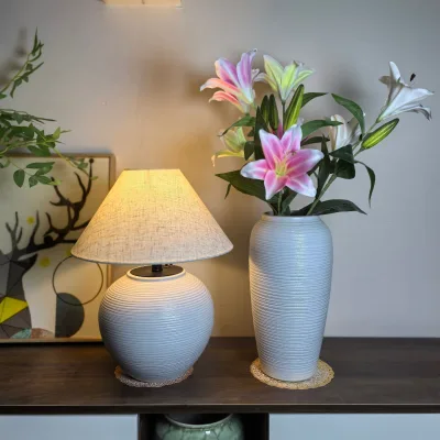 Ceramic Luxury New Handmade Ceramic Table Lamp Chinese Style Hotel Living Room Bedroom Bedside Eye protection Table Lamp