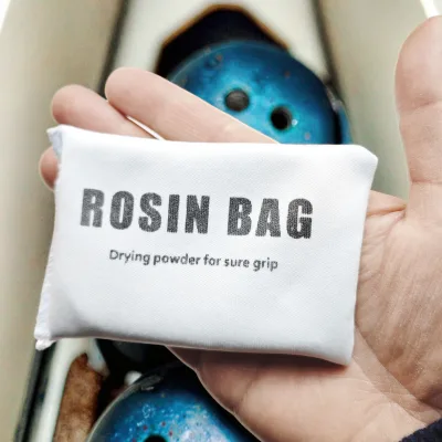 White Rosin Bag for Sports Anti-Slip & Moisture Absorbing for Bowling Baseball Softball Rock Climbing Weightlifting
