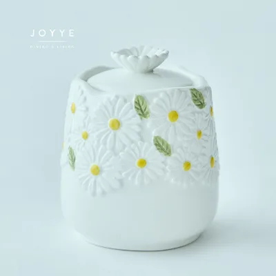 JOYYE OEM ODM Vintage 3D Embossed Daisy Hand Painted Flower Ceramic Sugar Jar With Lid Green Floral Pot for Kitchen Home Dining