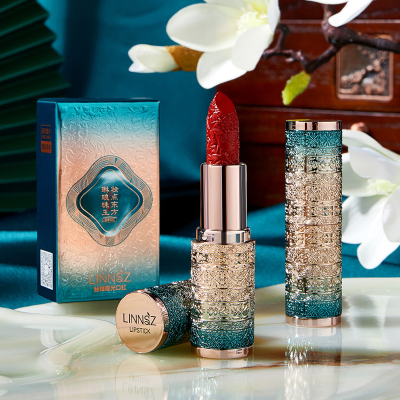 Luxury Carving Lipstick Velvet Matte Waterproof Oriental Style Lipstick Carve Pattern Lip Stick Student Makeup 4 Colors