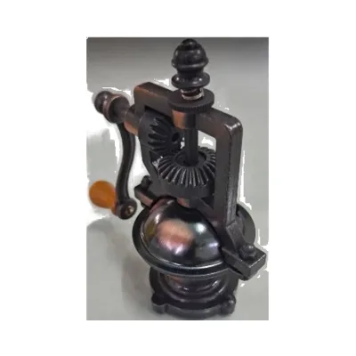 Manual Cast Iron Classic Pepper and Salt Mills with Stainless Steel Burr and Metal Core