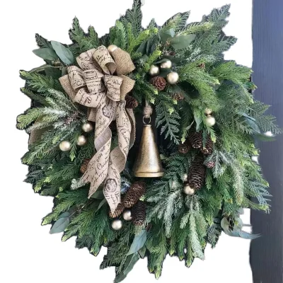 Artificial Plastic Pine Christmas Wreath Bell Pinecone Bell Wreath Christmas Door Hanging Country Wreath for Door Wall Decor