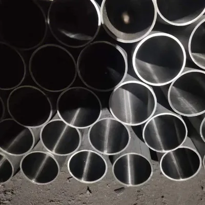 China Stainless Steel 304L C276 316L Duplex Hastelloy Straight Seam Welded Seamless Tube Tubing Pipe