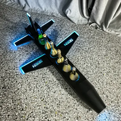Custom LED Airplane Shape Wine Bottle Display Tray with Shot Glasses, Luminous Fighter Jet Cocktail Butler Holder for Nightclub