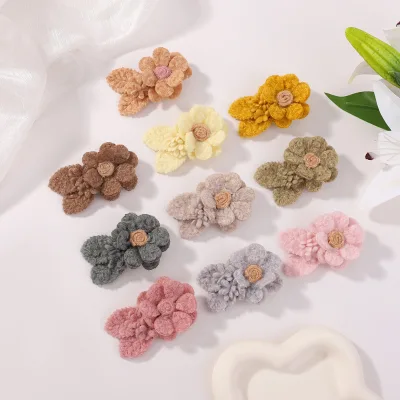 Fanyue Custom Popular Winter Felt Plush Baby Kids Girls Children's Hair Clip Flower Leaf Hair Clip 2024