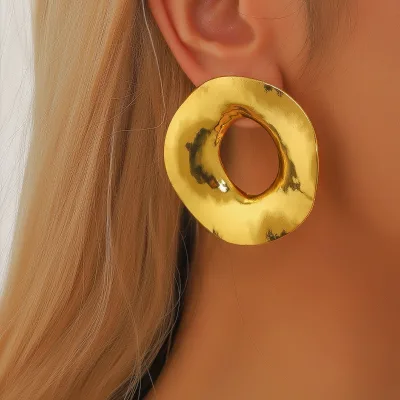 Retro Exaggerated Large Circle Creative Alloy Irregular Earrings